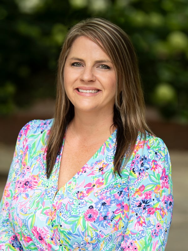 Erin Thompson photo